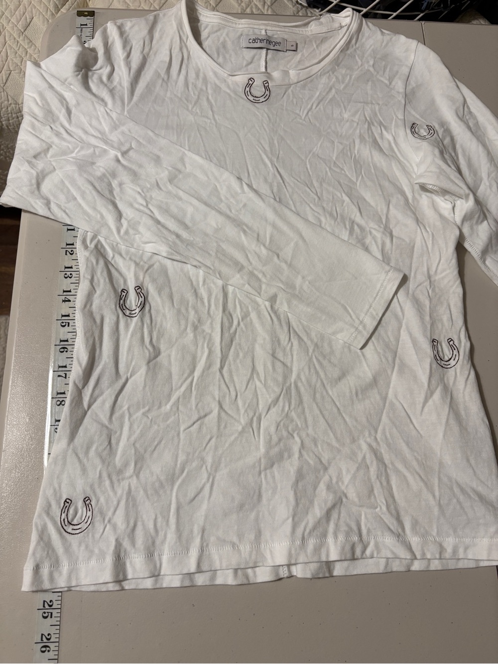 Catherine Gee White Horeshoe Long-Sleeve Tee Size Small Embroidered Americana - Picture 11 of 12